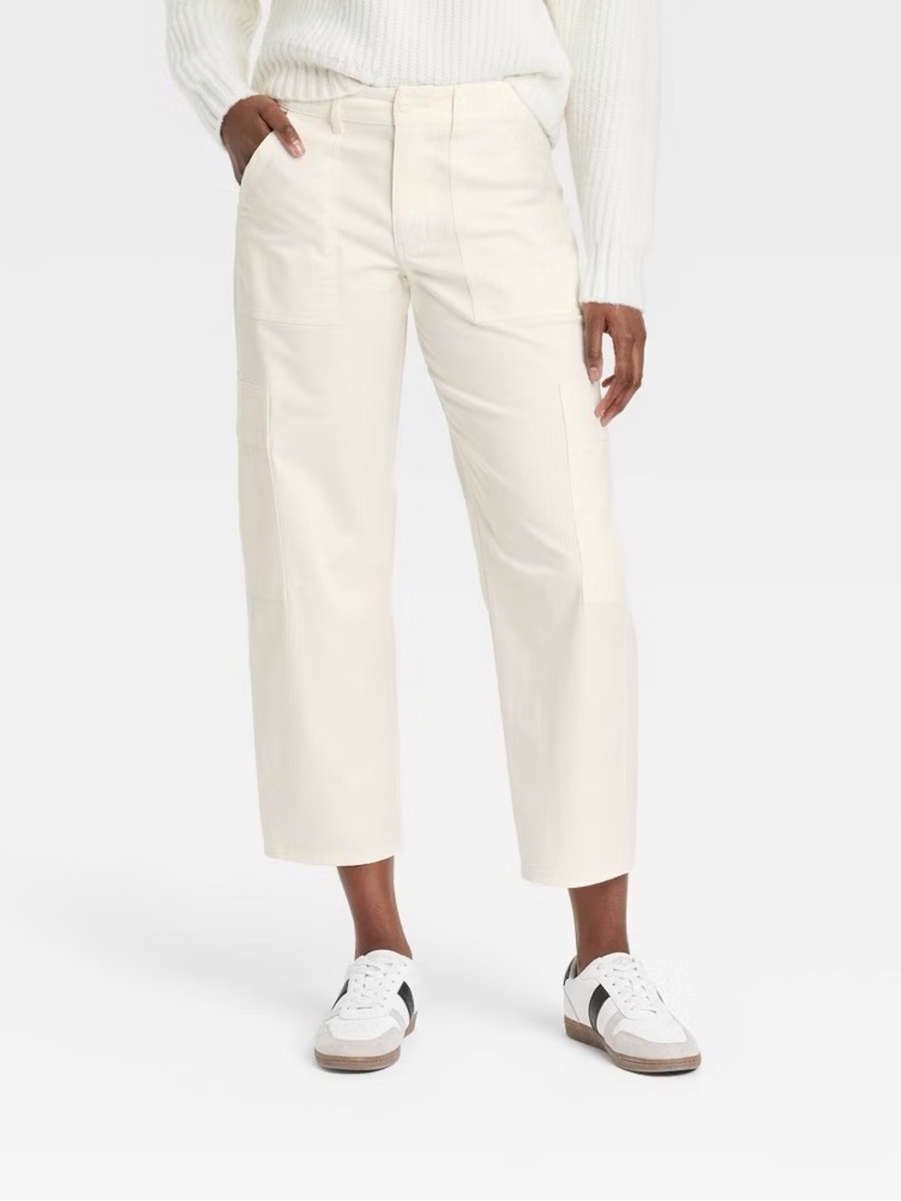 Universal Thread Women's Mid Rise Barrel Leg Cream Cargo Pants - Size 16